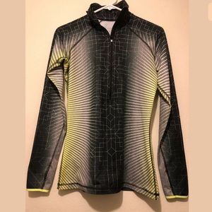 Women’s Nike Pro Hyperwarm 1/2 zip.